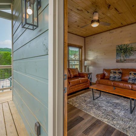 Osprey Nest Cottage Modern New Cabin 鸽子谷 外观 照片